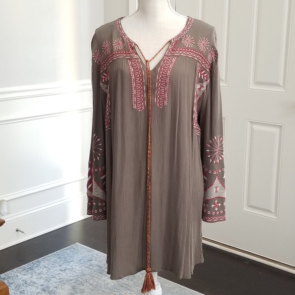 Umgee Dress Extensive Embordered Detail  Large